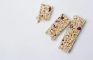 Découvrez nos deux recettes gourmandes de barres de céréales Barres de céréales